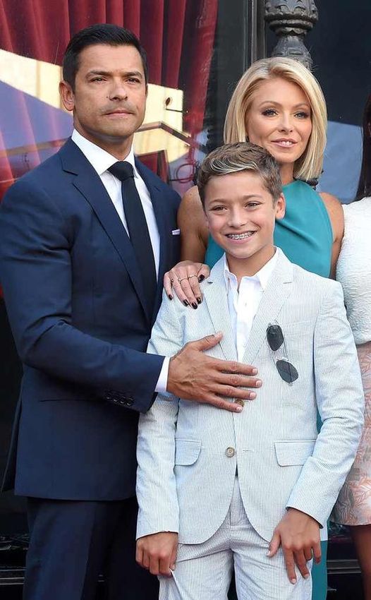 Kelly Ripa and Mark Consuelos’ son Michael turns 27 years old and people can’t believe what he looks like